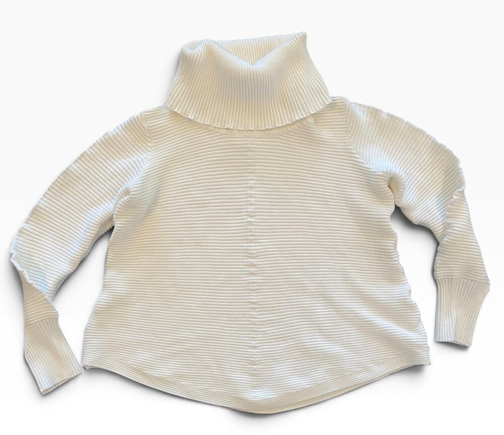 Cyrus White Ribbed Turtleneck Cowl Neck Sweater Size S Curved Hem